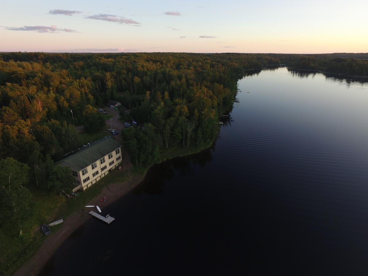 Hanging Horn Lakeside Resort Moose Lake Екстер'єр фото